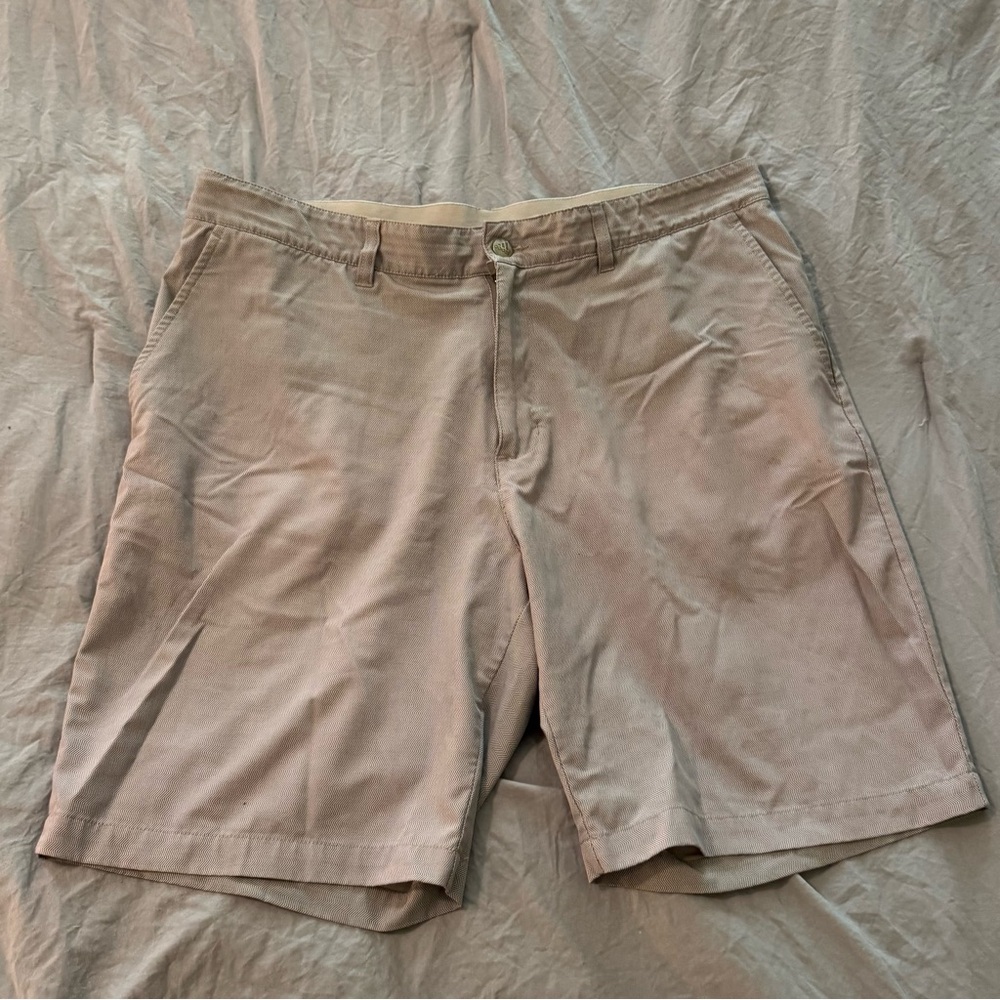Adidas Hybrid Material Golf Shorts Gray Monochrome Zigzag Pattern Size 36‎